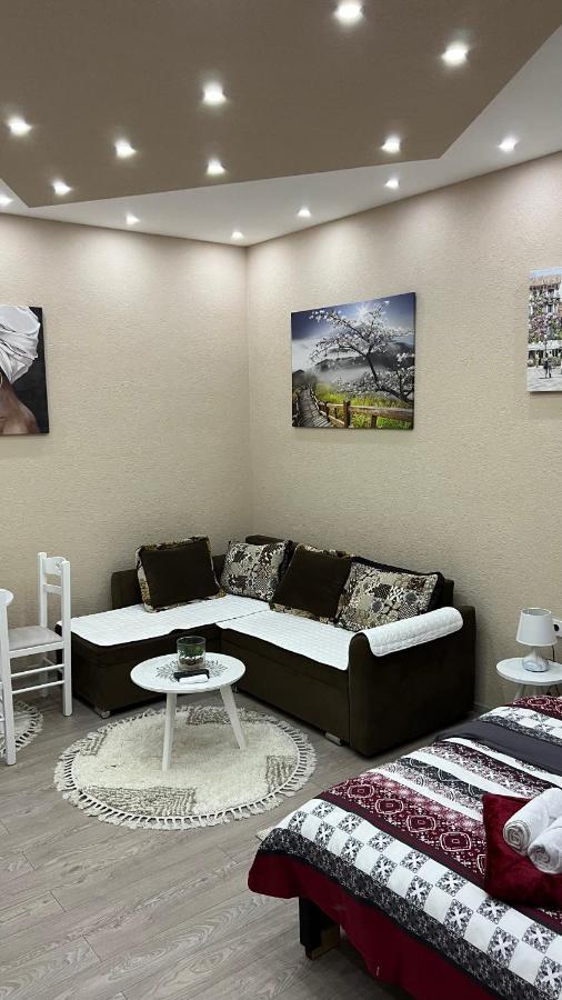 Apartment Downtown Подгорица Екстериор снимка
